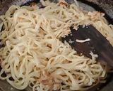 Foto langkah ke 5 dari resep Mi Goreng Jawa.