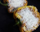 A picture of step 4 of Mushroom stuffed bell pepper.