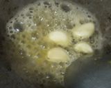 A picture of step 1 of Onion Tomato Soup.