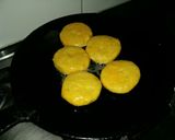 A picture of step 7 of Anday wala burger.