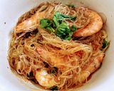 A picture of step 3 of Casseroled Prawns With Glass Noodles.