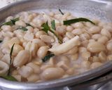 Foto langkah ke 1 dari resep Kacang Bawang Garing Yg Gurih.