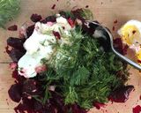 A picture of step 3 of Beetroot yogurt dip.
