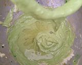 Une image de l'étape 4 de Verrines de mousse à la pistache.