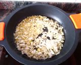 Foto del paso 1 de la receta Arroz con pollo y berenjena 🍗🍆