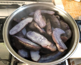 Foto del paso 2 de la receta: Papas negras al horno