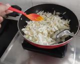 કોબી બટેટા નું શાક (Cabbage potato shak Recipe in Gujarati) રેસીપી સ્ટેપ3ફોટો