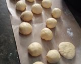 Foto langkah ke 4 dari resep Donat lembut.