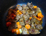 Foto del paso 3 de la receta: Ternera en salsa al estilo de mi madre