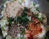 A picture of step 2 of Stuffed capsicum.