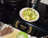 Foto langkah ke 3 dari resep Tumis Brokoli Daging.