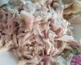 Foto langkah ke 1 dari resep Ayam Suwir Sambal Matah.