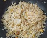รูปขั้นตอนการทำที่ 6 ของ ข้าวผัดกุ้งเห็ดหอม
