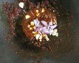 Foto langkah ke 2 dari resep Gulai Udang Galah.