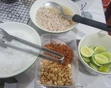 รูปขั้นตอนการทำที่ 1 ของ ยำวุ้นเส้นโบราณ🍝