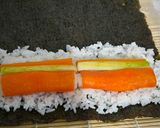 Foto langkah ke 3 dari resep Kimbab Crab Stick.