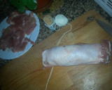 Foto del paso 4 de la receta: Muslos de pollo relleno en salsa de cebolla