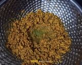 A picture of step 3 of Kathiyawadi Red Chilli Pickle.
