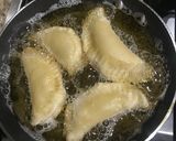 Foto del paso 3 de la receta: Tequeños y pastelitos