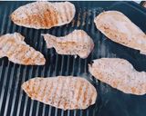 A picture of step 2 of Grilled chicken piccata💛.