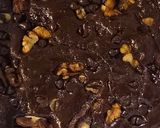 A picture of step 6 of Chocolate walnut fudge.