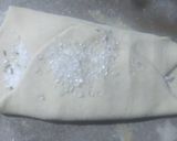 A picture of step 6 of Sweet paratha.