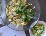 Foto del paso 1 de la receta: Tortilla de alcachofas y ajos tiernos