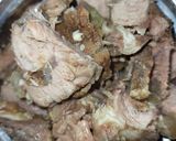Foto langkah ke 1 dari resep Tumis daging rebus dengan sawi putih.