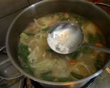 Foto langkah ke 7 dari resep Sop Ceker.... (1).