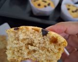 Foto langkah ke 5 dari resep Vanilla Muffins.