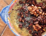 A picture of step 4 of 🌱 Avocado and Date Smoothie Bowl with Chocolate Granola (Vegan).