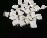 A picture of step 1 of Grilled Paneer Chilli Sandwich.