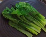Foto langkah ke 1 dari resep Pokcoy siram tahu lada hitam.