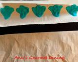 Heart Shaped Mini Cake with Blue Buttercream Hydrangeas & Colorful Chocolate Flowers recipe step 21 photo