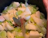 Póréhagymás burgonyakrémleves recept fázis 4 fotója