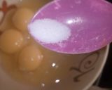 A picture of step 5 of YamBalls.