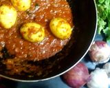 A picture of step 4 of Egg curry.