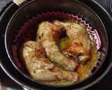 Foto del paso 5 de la receta Muslos de pollo con patatas y tomate