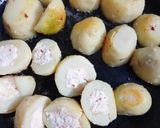 स्टफ्ड आलू पनीर सब्जी (stuffed aloo paneer sabzi recipe in Hindi) रेसिपी चरण 3 फोटो