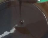 A picture of step 4 of Chocoflan.