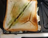 વેજ ચીઝ ગ્રીલ સેન્ડવીચ (Veg cheese Sandwich Recipe in Gujarati) રેસીપી સ્ટેપ5ફોટો