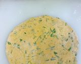 A picture of step 2 of Methi Thepla.