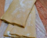 Foto langkah ke 3 dari resep PISANG BOLEN....Bolen Lilit.