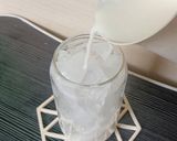 Foto langkah ke 2 dari resep Es Kopi Matcha Latte.