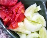Une image de l'étape 3 de Sardines / riz basmati / concombre / tomate et pain complet 🍱.