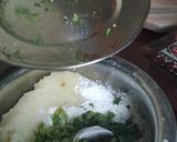 A picture of step 1 of Aalu Tikki.