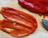 Foto del paso 3 de la receta Ensalada de pimientos rojos asados