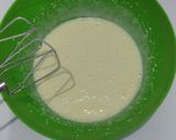 Foto langkah ke 2 dari resep Bolu kukus keju.