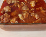 Foto del paso 4 de la receta: Pollo con tomate 🍅