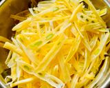 Hình bước làm 1 của món Đậu Que Vàng Xào Cà Rốt